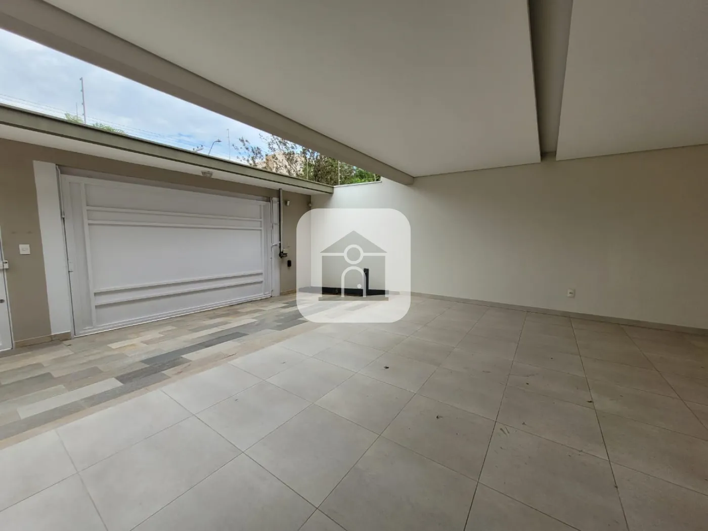 Comprar Casa / Sobrado em Uberlândia R$ 1.700.000,00 - Foto 2