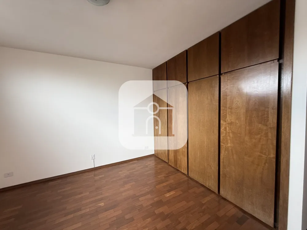 Alugar Apartamento / Sobrado em Uberlândia R$ 2.200,00 - Foto 1
