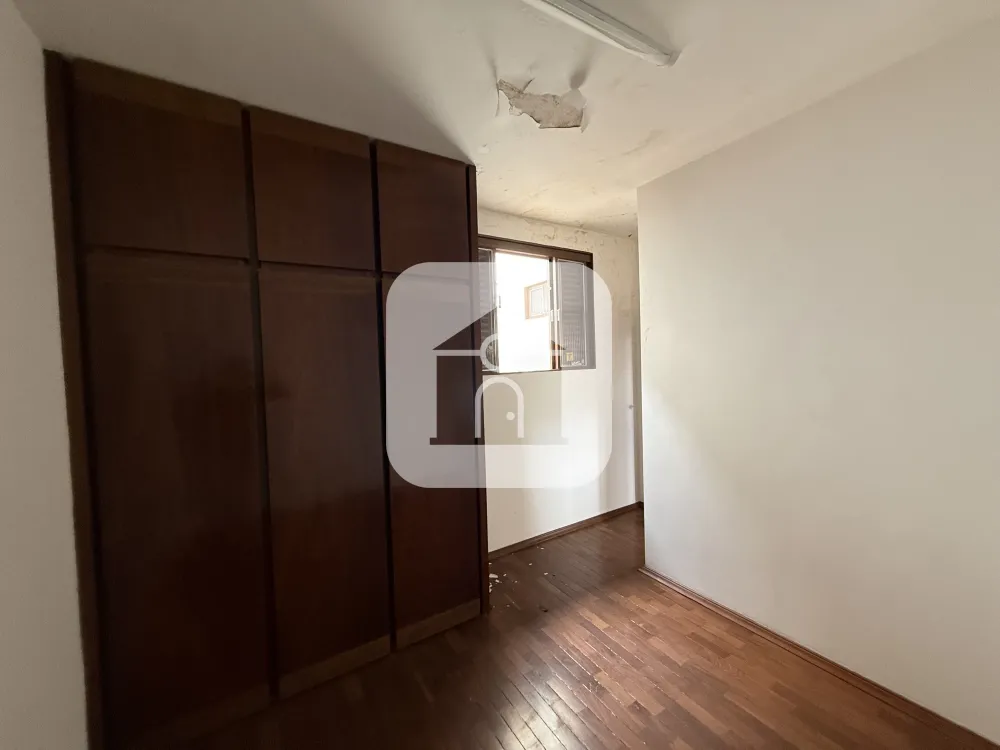 Alugar Apartamento / Sobrado em Uberlândia R$ 2.200,00 - Foto 2