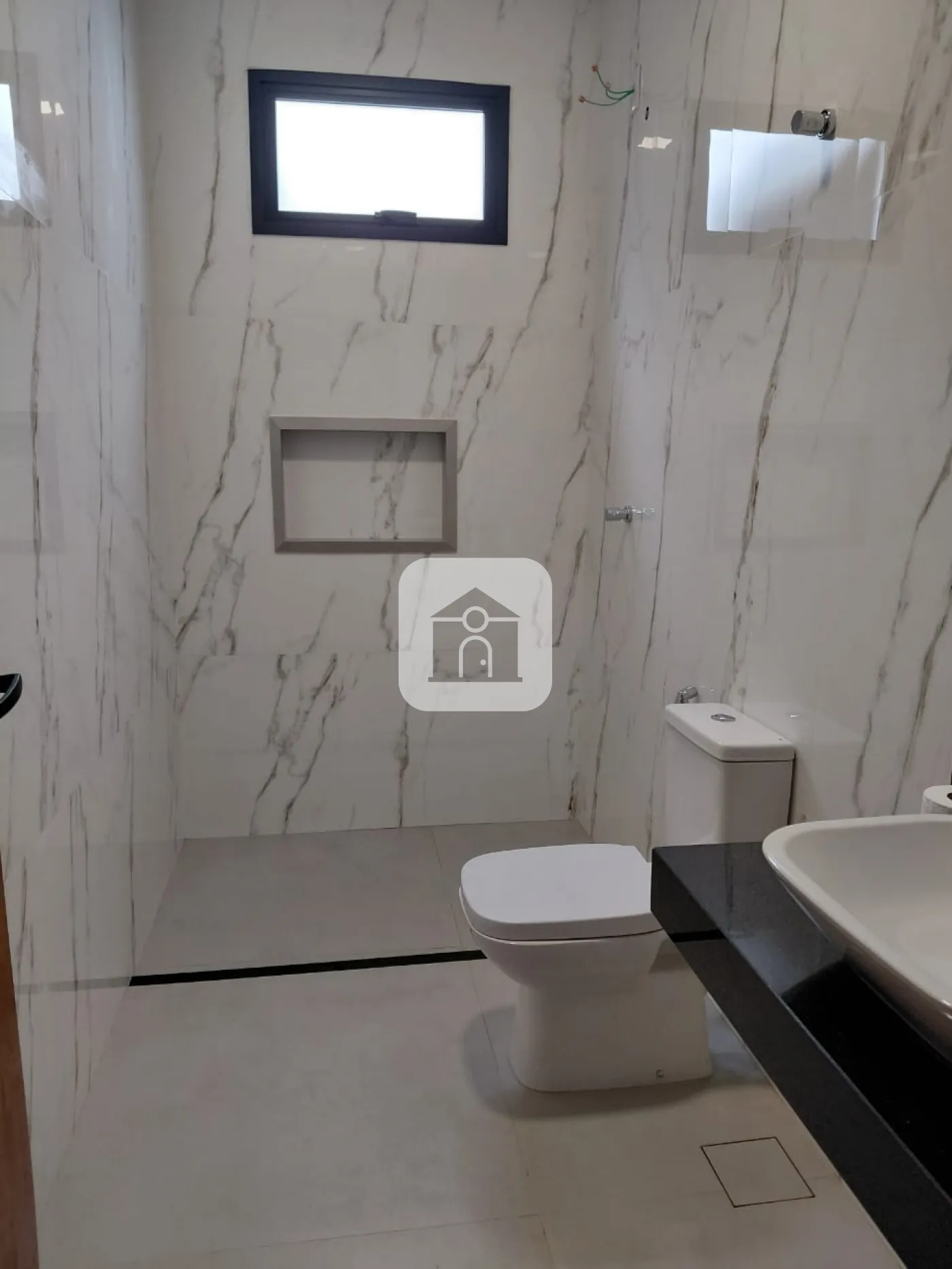 Comprar Casa / Padrão em Uberlândia R$ 850.000,00 - Foto 12