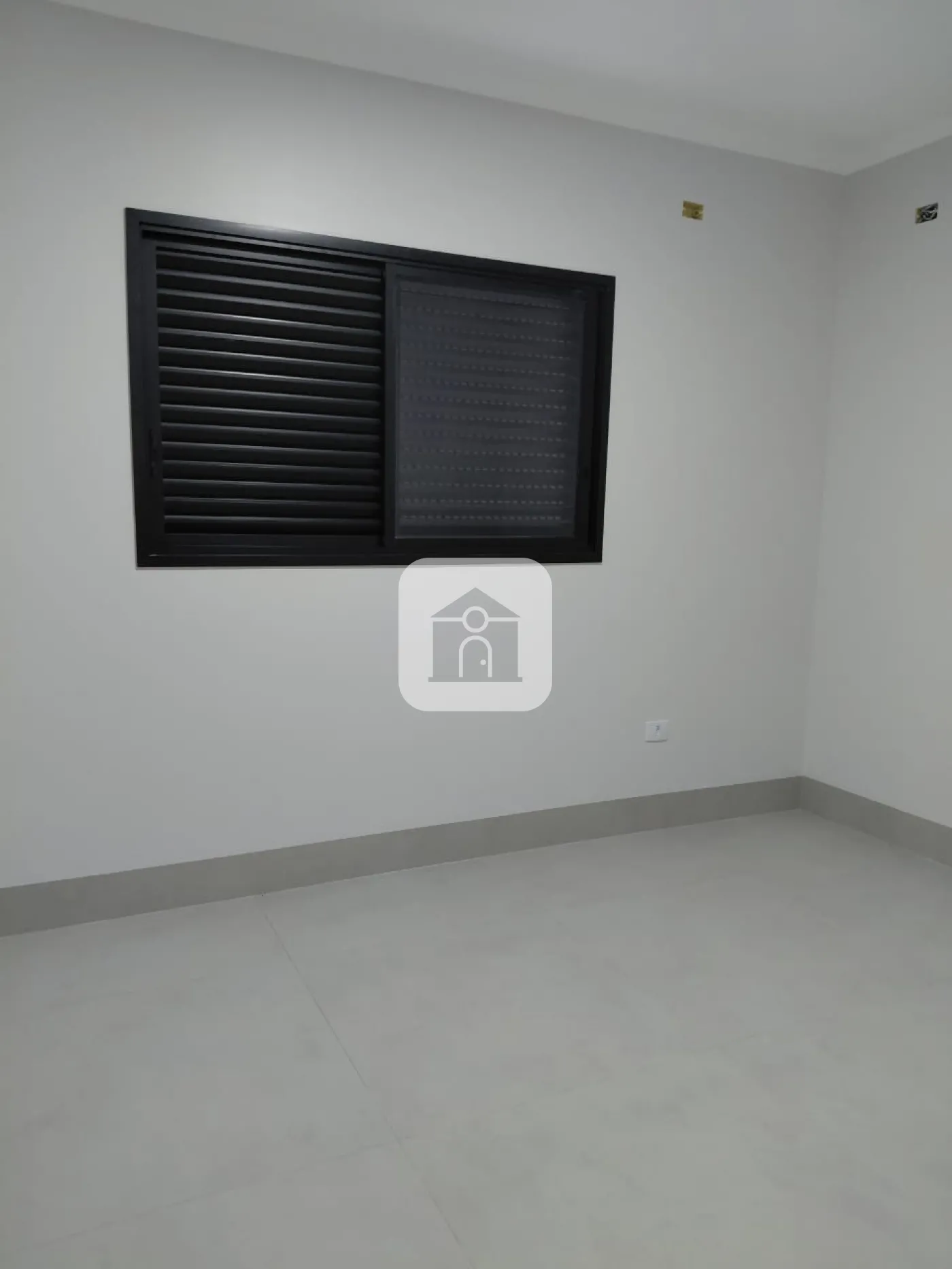 Comprar Casa / Padrão em Uberlândia R$ 850.000,00 - Foto 8