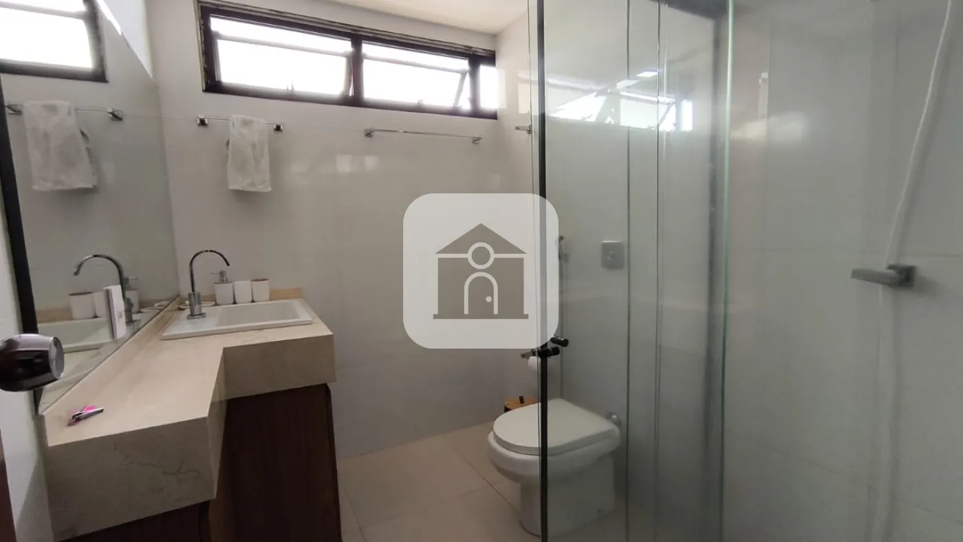 Comprar Apartamento / Padrão em Uberlandia R$ 600.000,00 - Foto 17