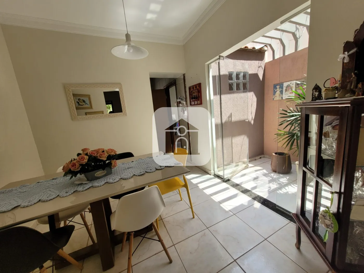 Comprar Casa / Padrão em Uberlândia R$ 550.000,00 - Foto 7
