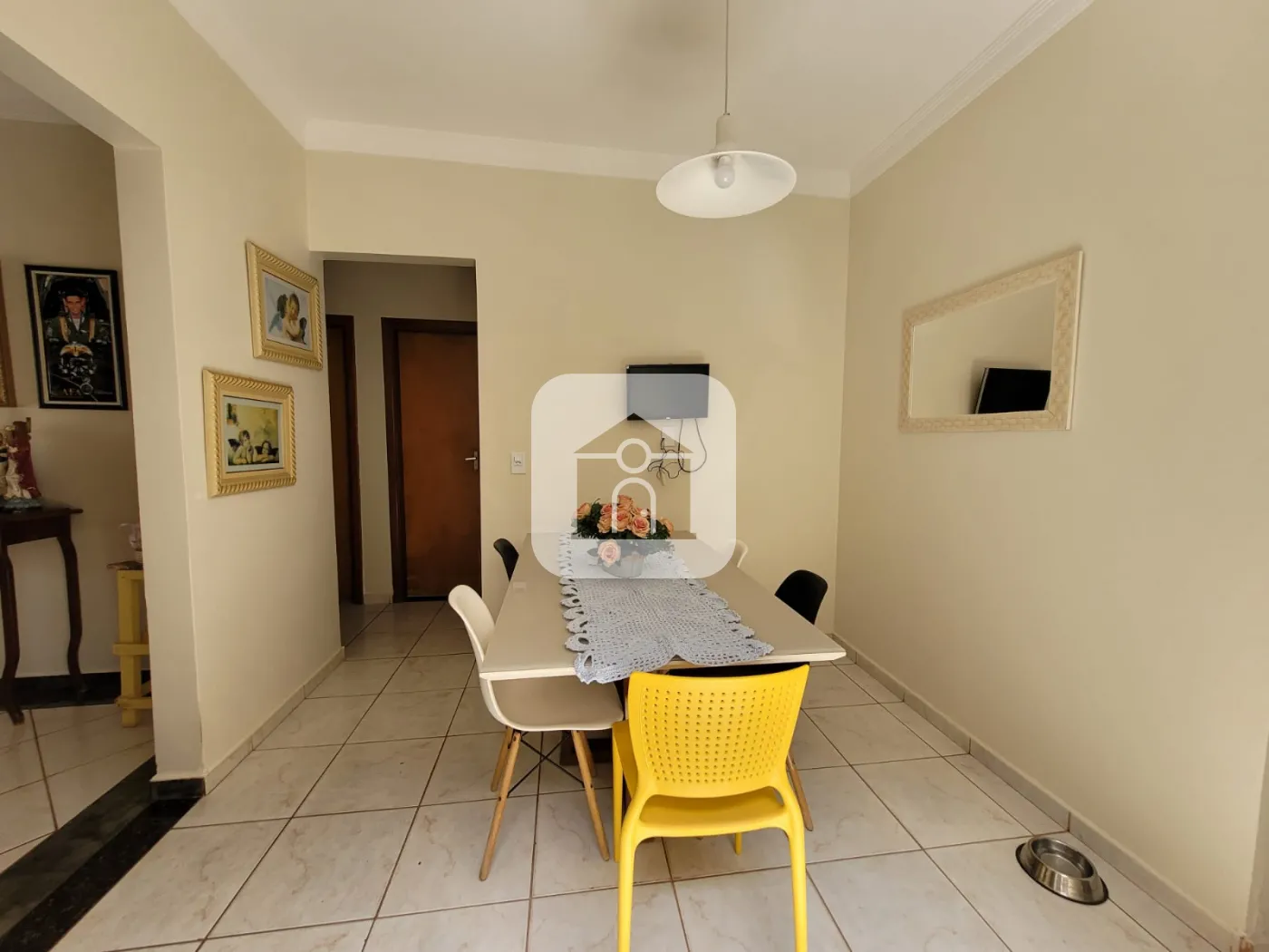 Comprar Casa / Padrão em Uberlândia R$ 550.000,00 - Foto 9