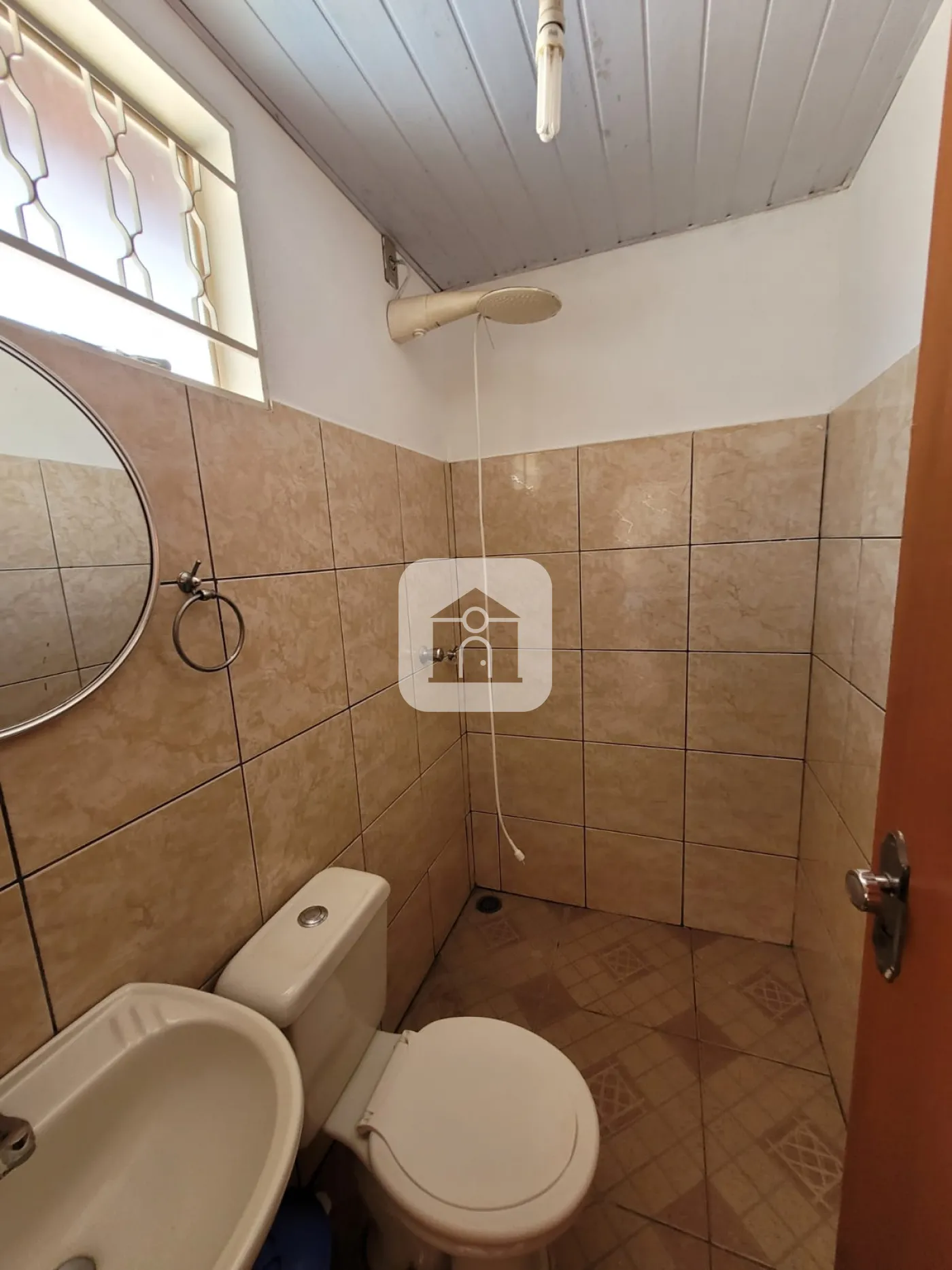 Comprar Casa / Padrão em Uberlândia R$ 550.000,00 - Foto 17