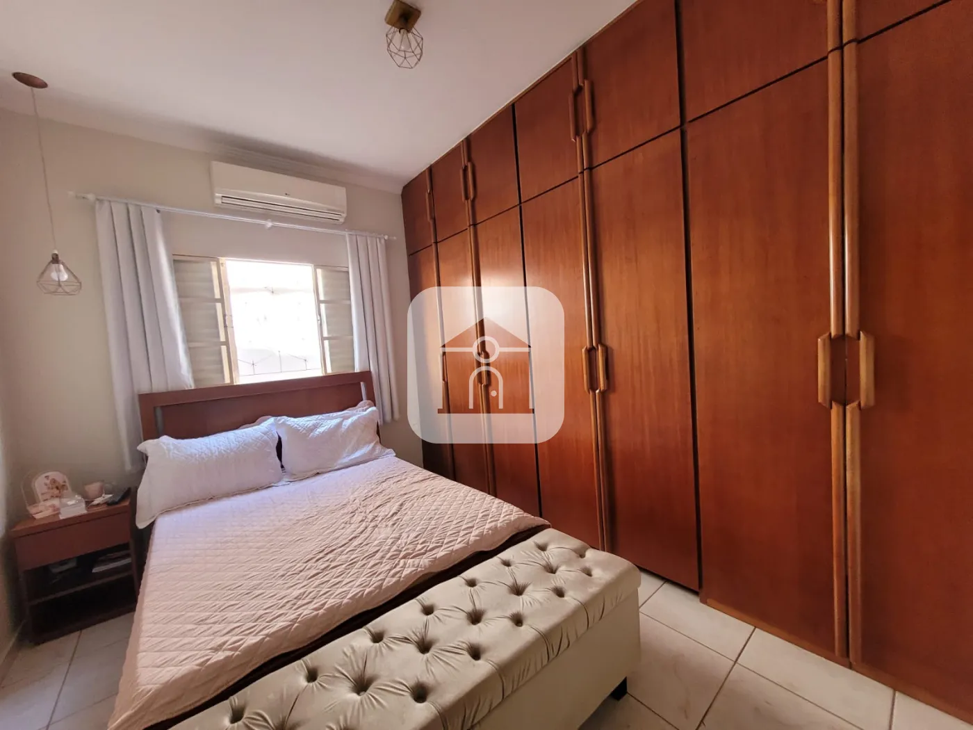 Comprar Casa / Padrão em Uberlândia R$ 550.000,00 - Foto 11