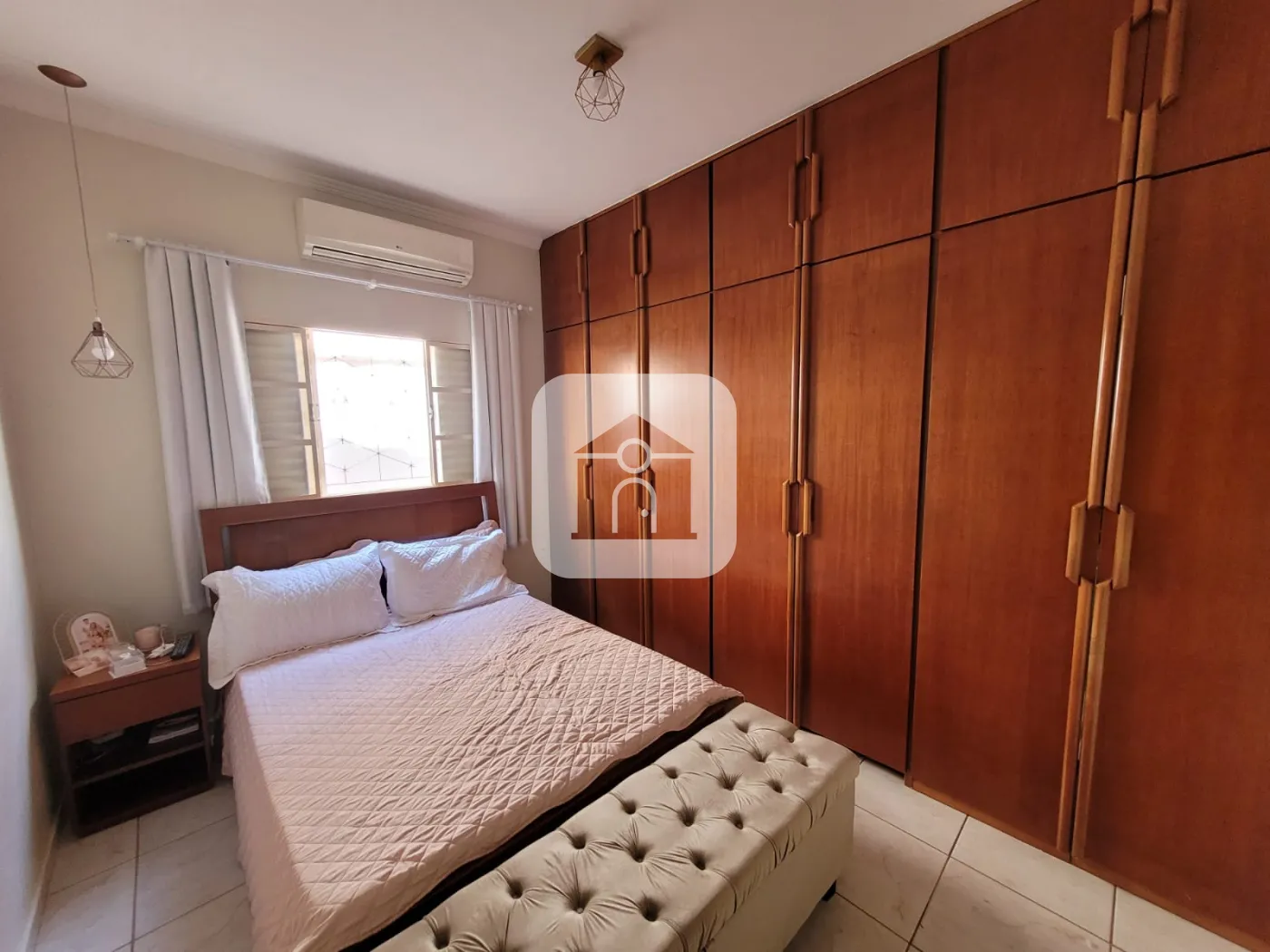 Comprar Casa / Padrão em Uberlândia R$ 550.000,00 - Foto 12