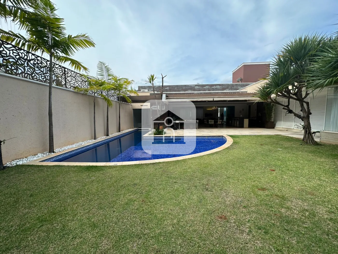 Alugar Casa / Condomínio ou Loteamento Fechado em Uberlandia R$ 26.000,00 - Foto 9