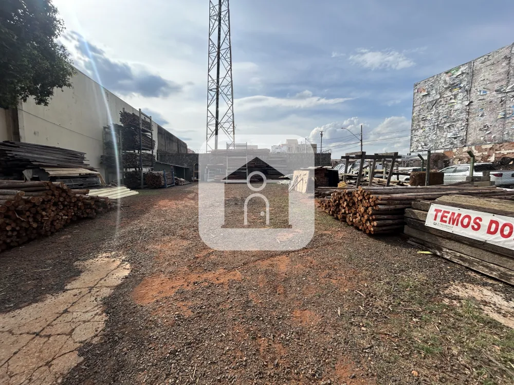 Alugar Terreno / Área em Uberlândia R$ 6.000,00 - Foto 2