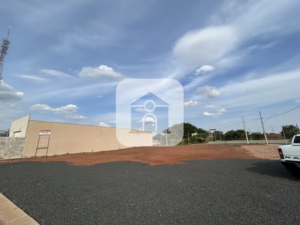 Alugar Terreno / Área em Uberlândia R$ 17.000,00 - Foto 1