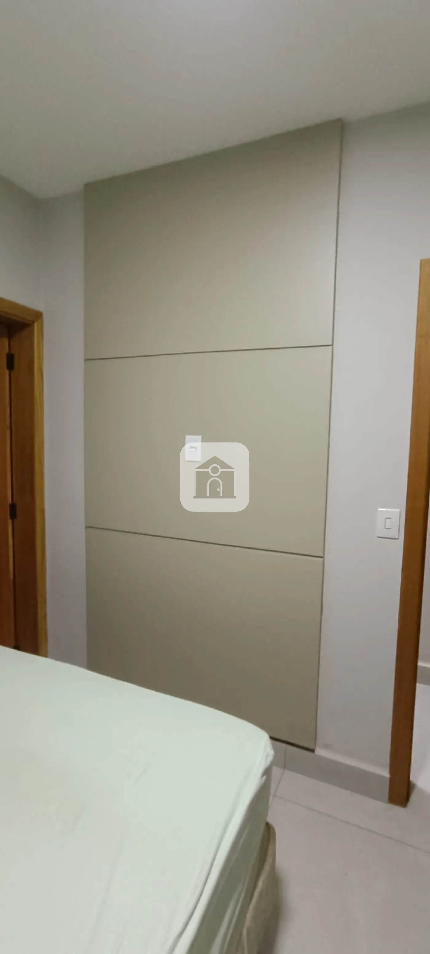 Comprar Apartamento / Padrão em Uberlândia R$ 450.000,00 - Foto 4