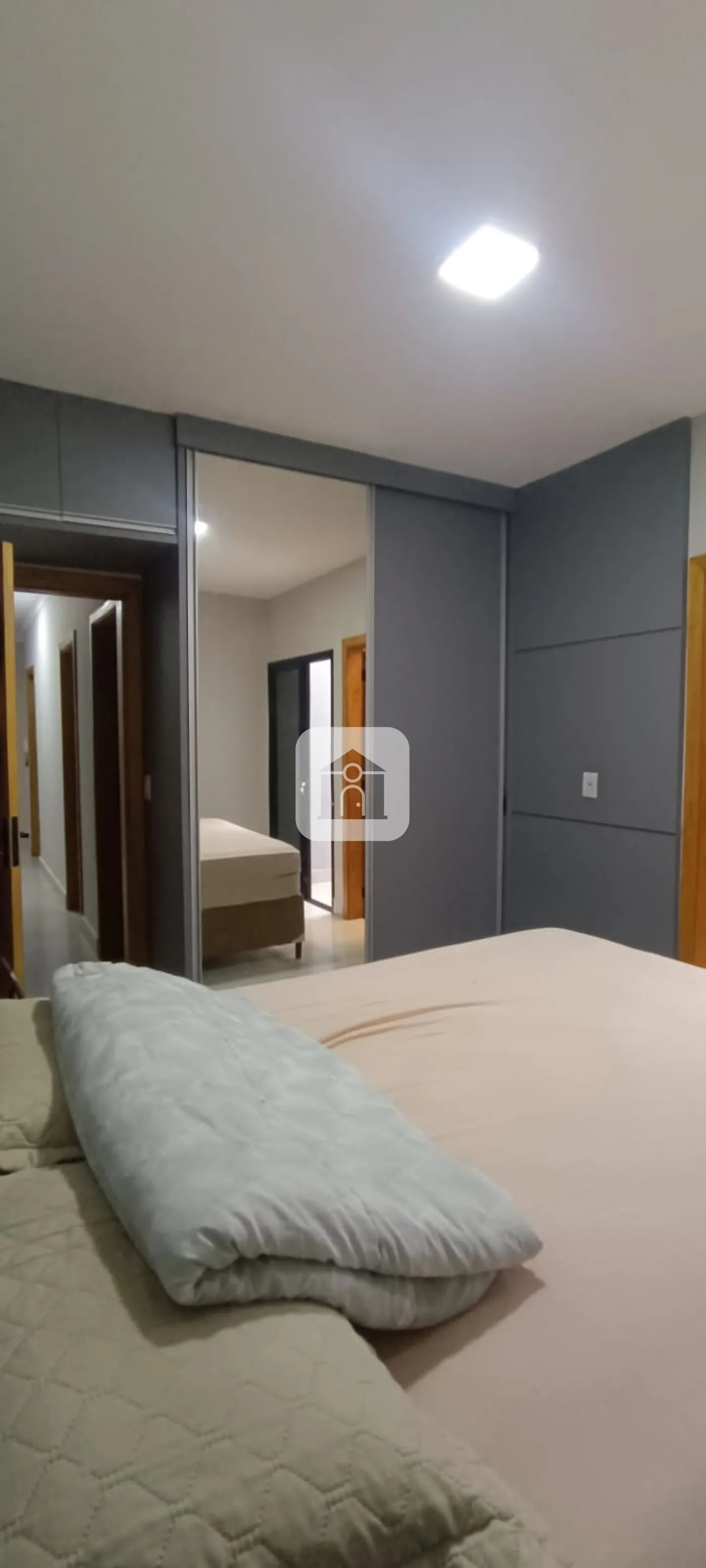 Comprar Apartamento / Padrão em Uberlândia R$ 450.000,00 - Foto 8