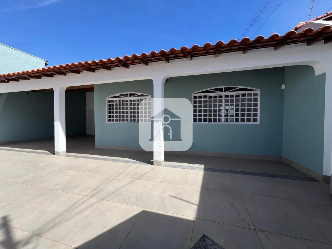 Comprar Casa / Padrão em Uberlândia R$ 890.000,00 - Foto 1