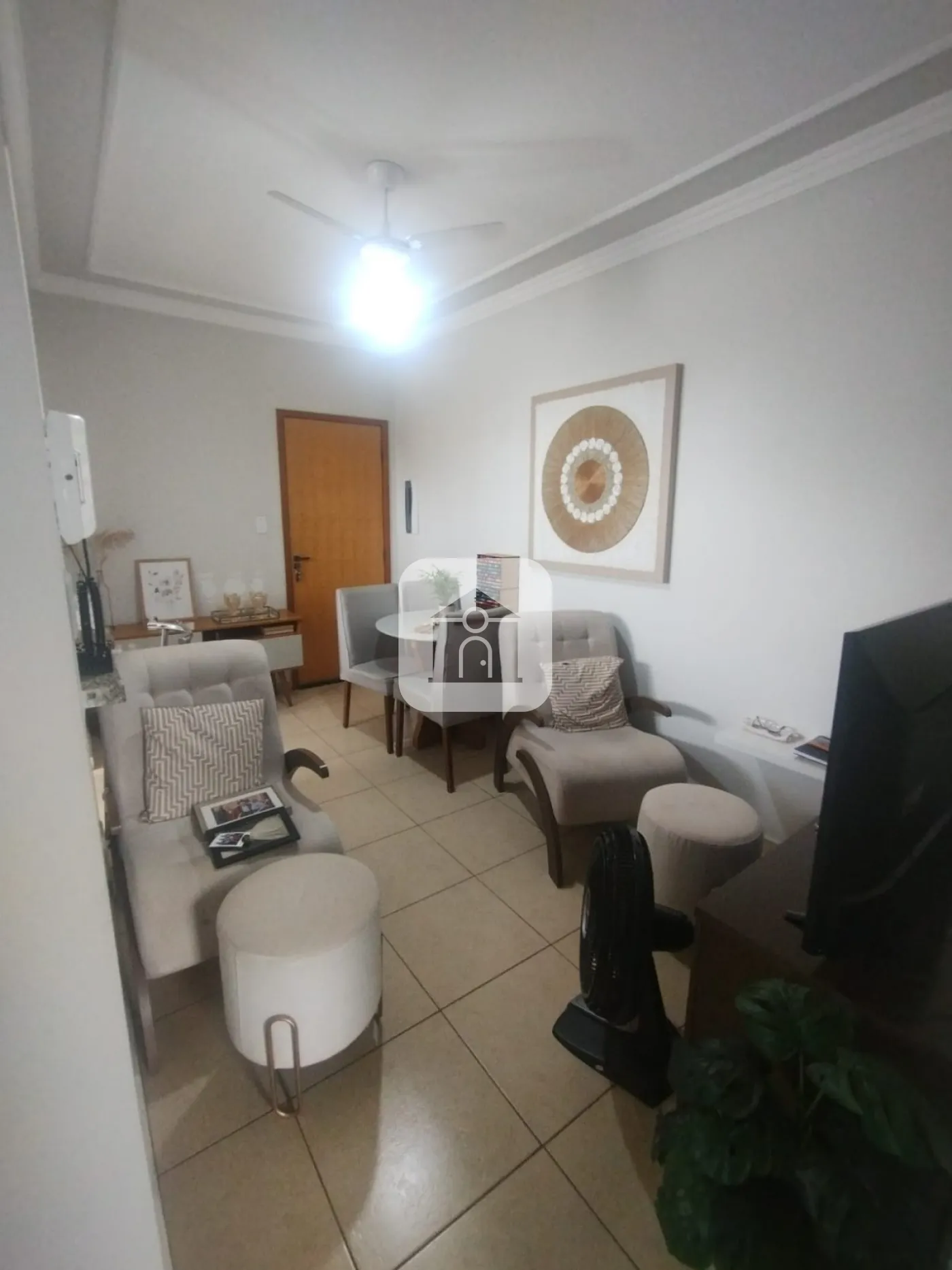 Comprar Apartamento / Padrão em Uberlândia R$ 280.000,00 - Foto 4