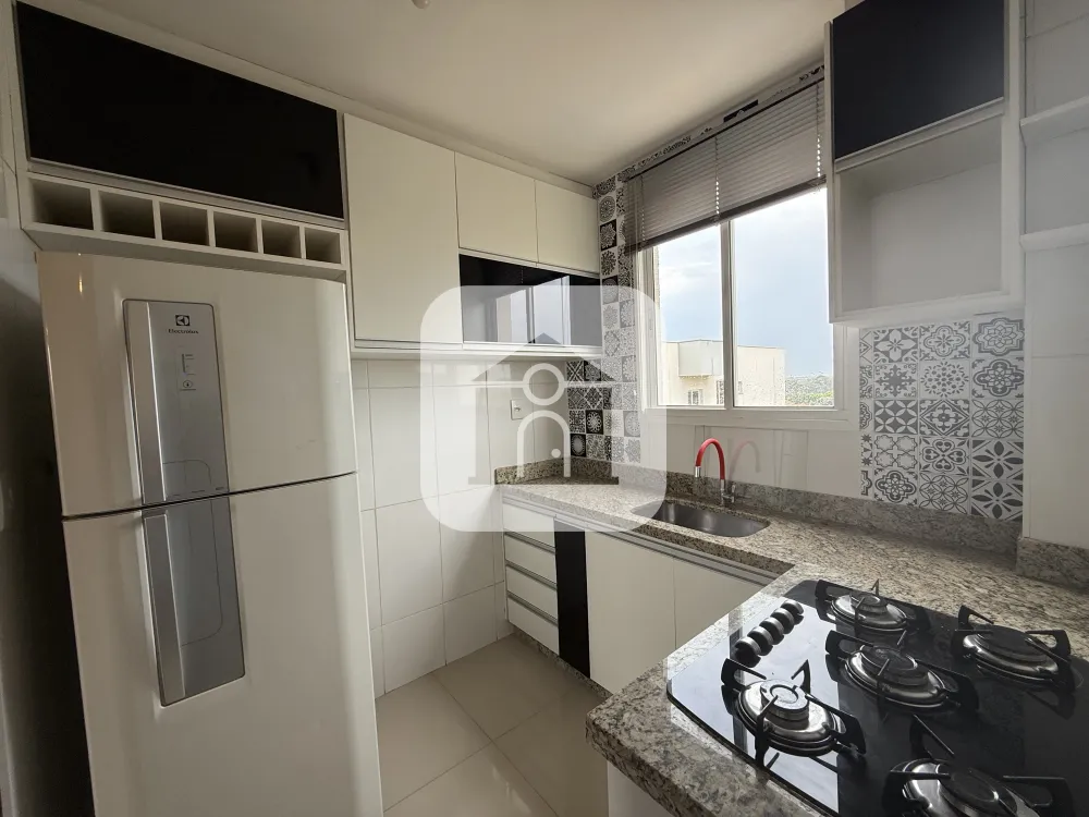 Alugar Apartamento / Padrão em Uberlândia R$ 2.300,00 - Foto 9