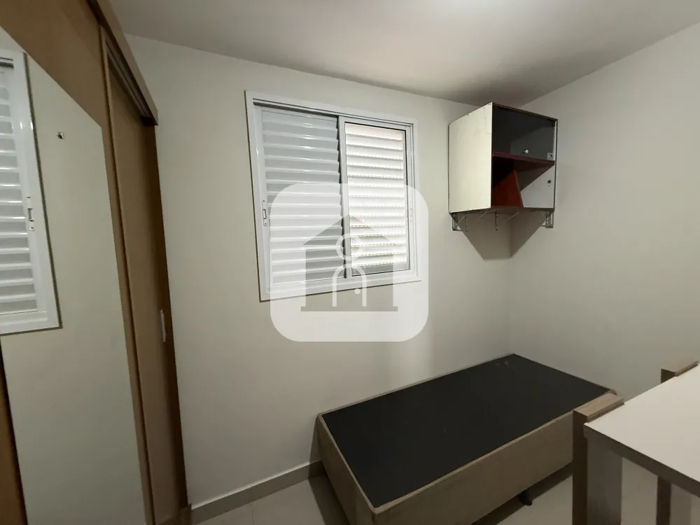 Alugar Apartamento / Padrão em Uberlândia R$ 2.300,00 - Foto 12