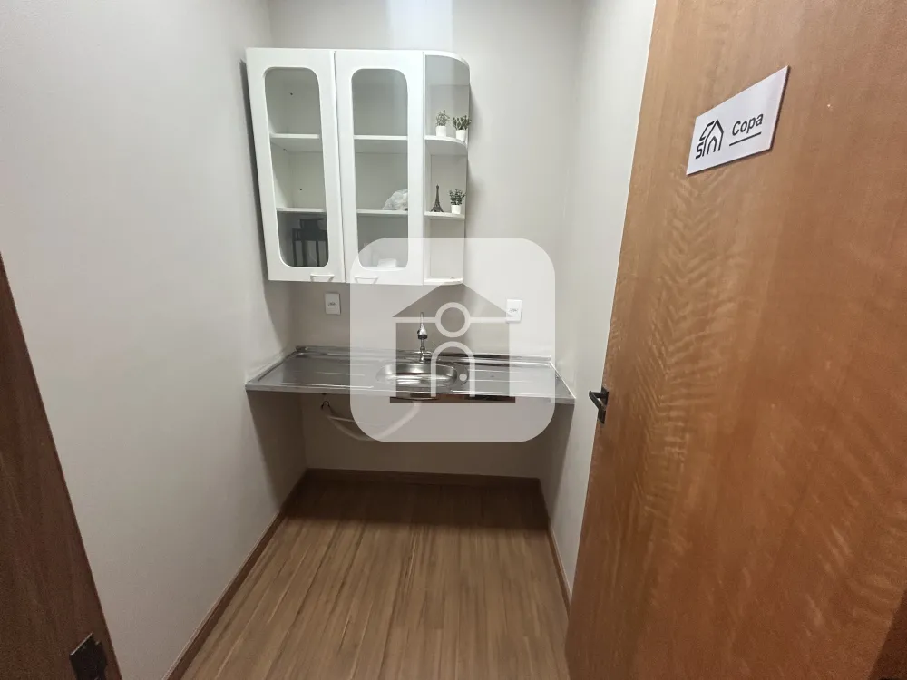 Alugar Comercial / Sala Comercial em Uberlândia R$ 1.800,00 - Foto 5