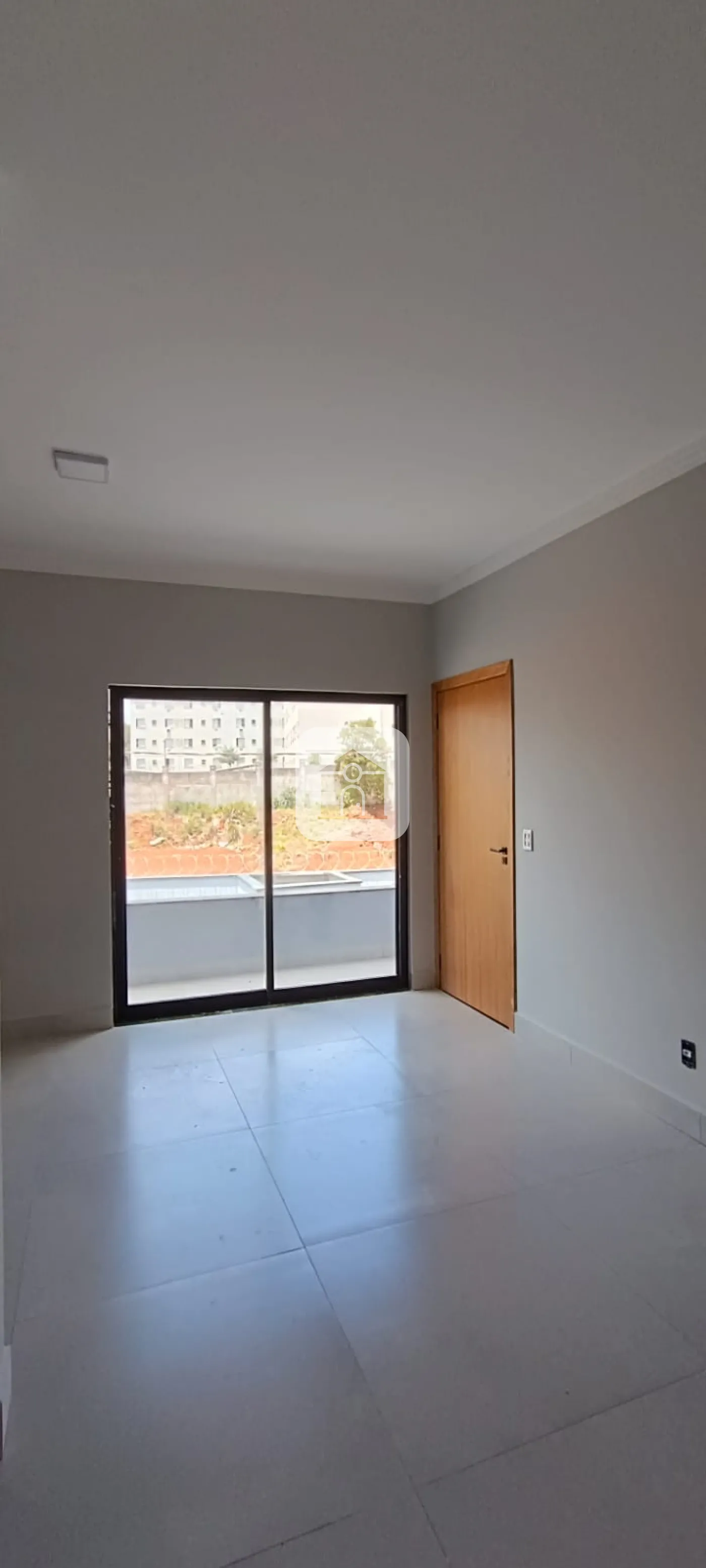 Comprar Apartamento / Padrão em Uberlândia R$ 399.000,00 - Foto 1