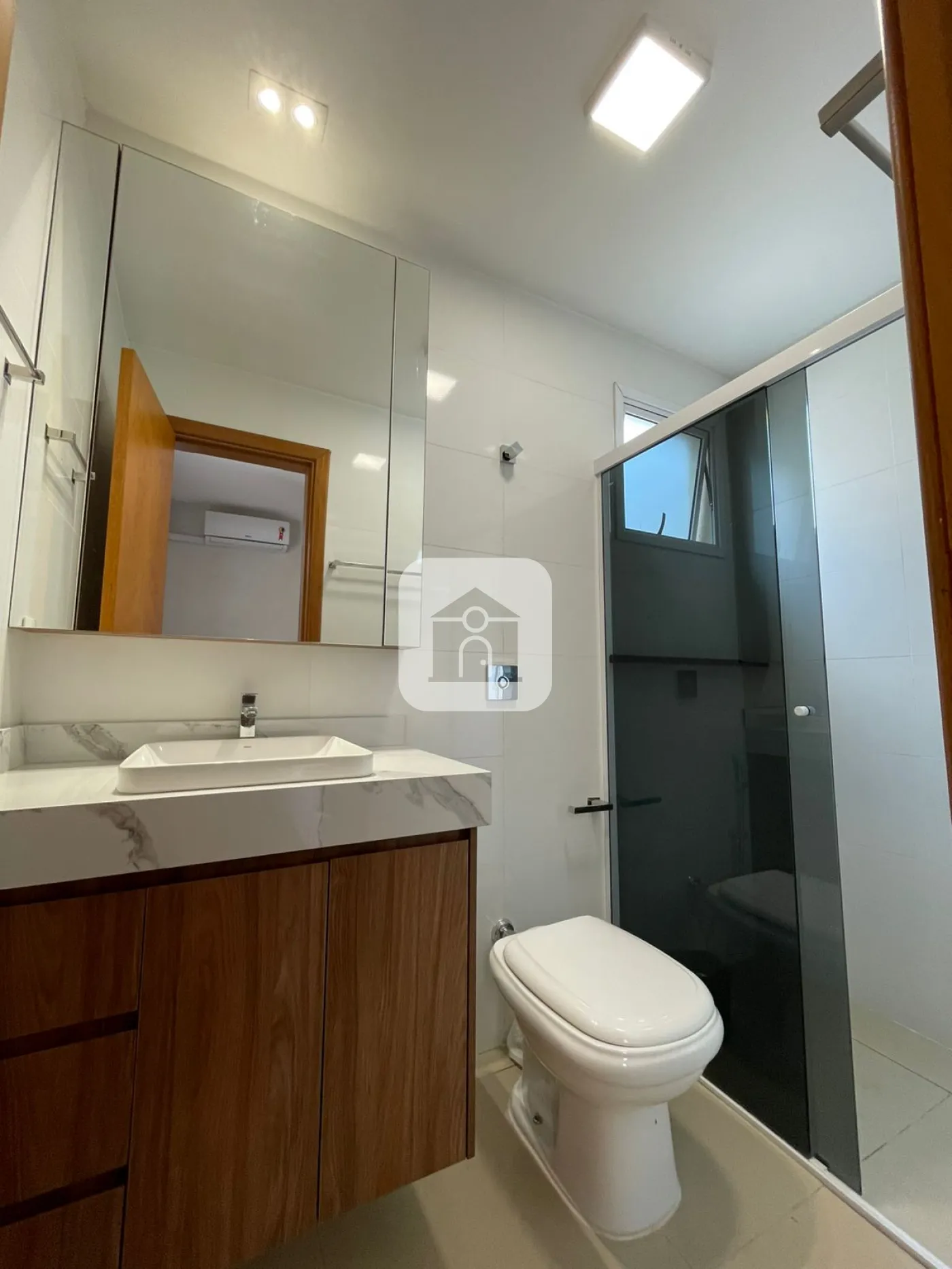 Alugar Apartamento / Padrão em Uberlândia R$ 4.200,00 - Foto 7