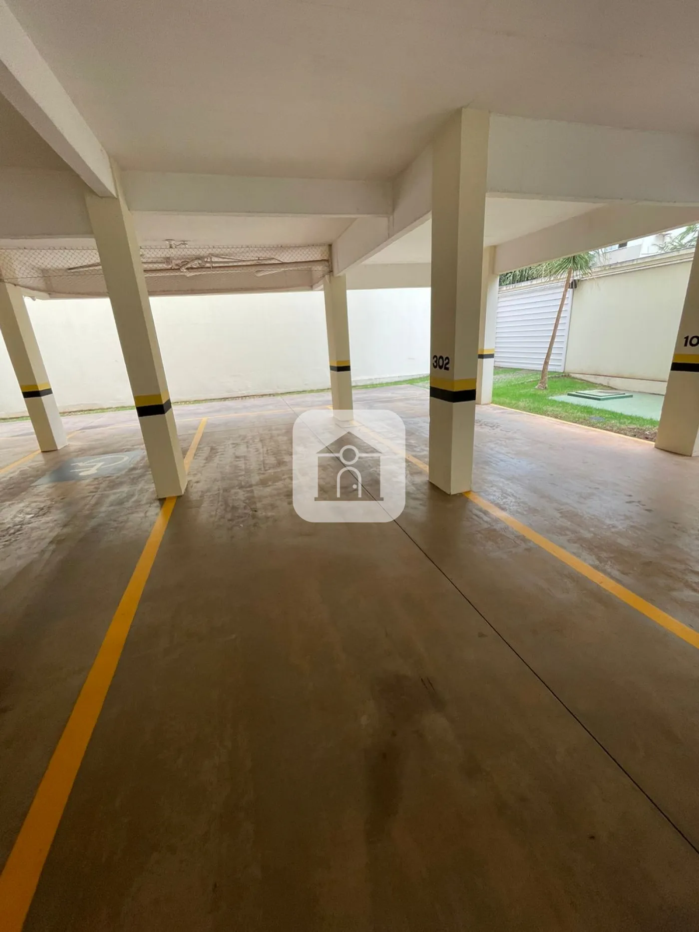 Alugar Apartamento / Padrão em Uberlândia R$ 4.200,00 - Foto 27