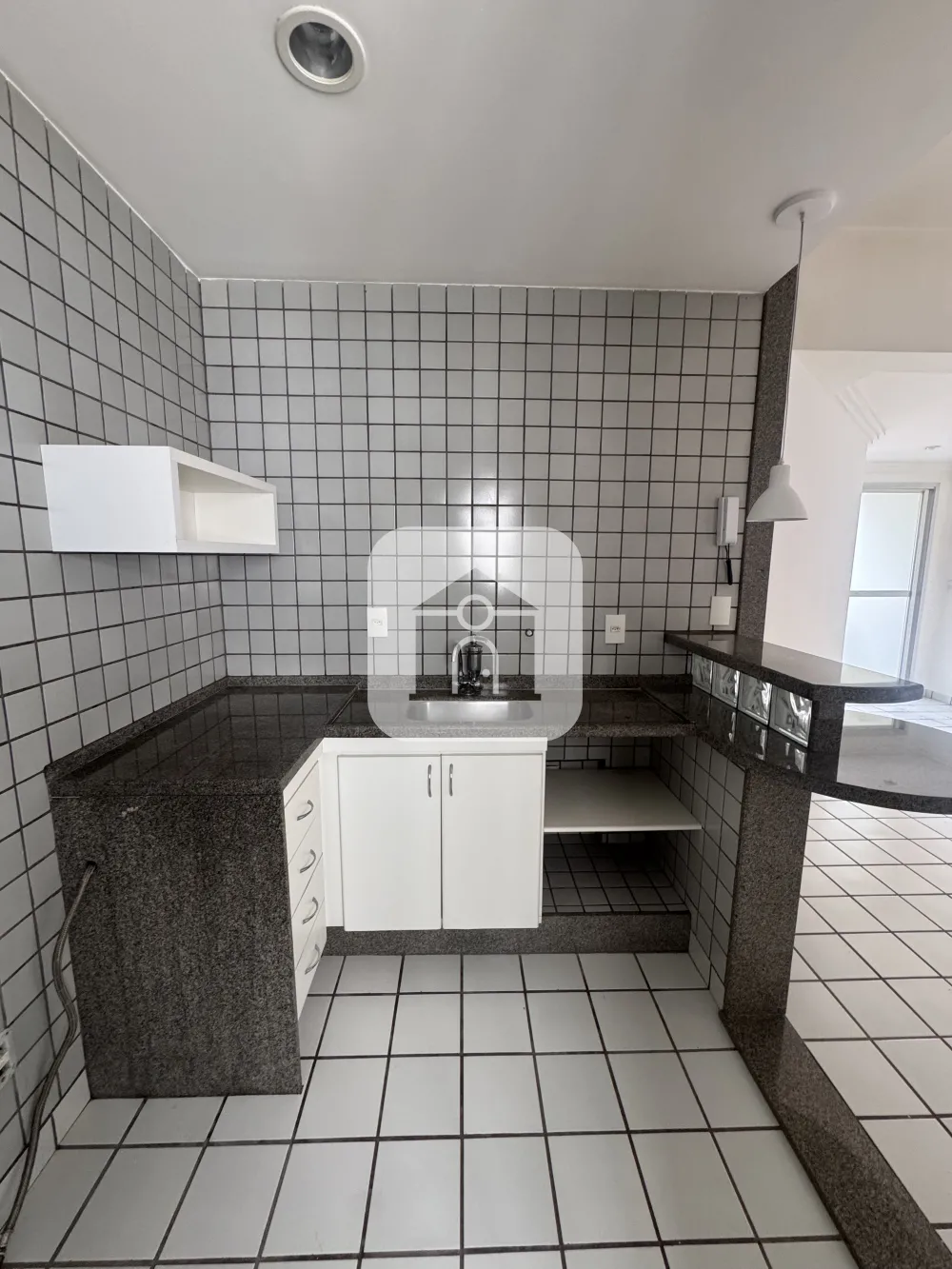 Alugar Apartamento / Padrão em Uberlândia R$ 1.700,00 - Foto 3