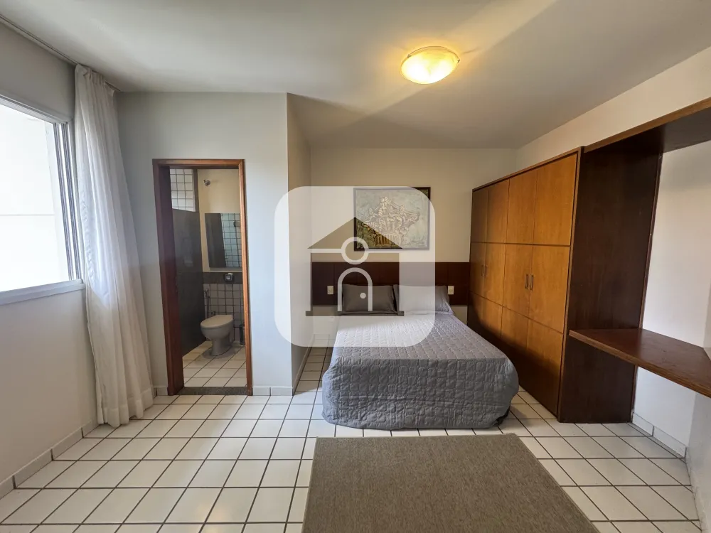 Alugar Apartamento / Padrão em Uberlândia R$ 2.300,00 - Foto 4