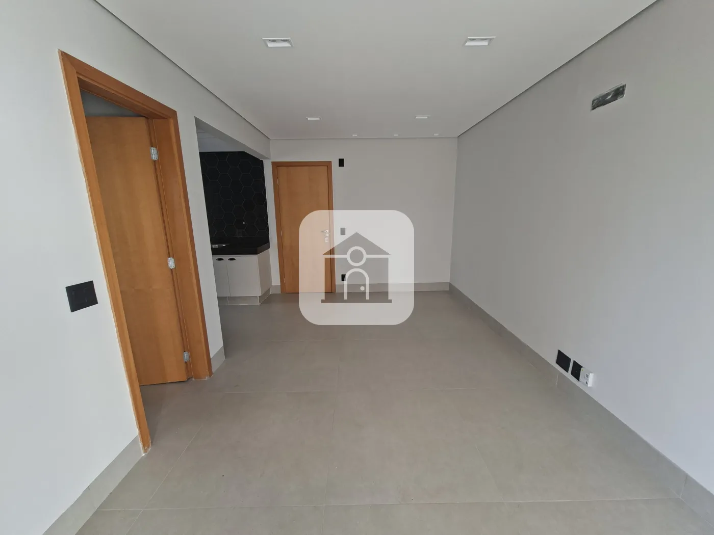 Alugar Apartamento / Padrão em Uberlândia R$ 2.200,00 - Foto 5