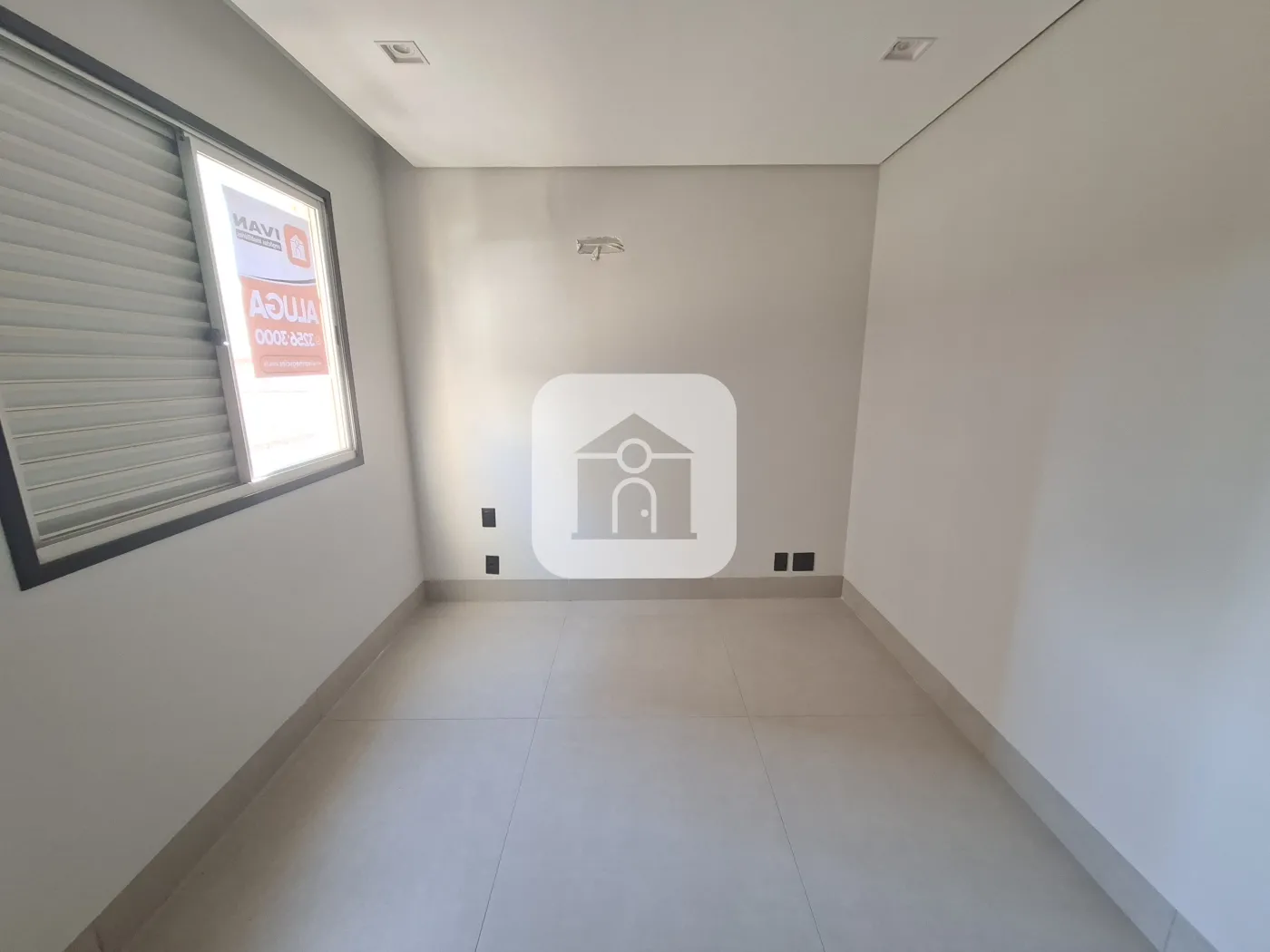Alugar Apartamento / Padrão em Uberlândia R$ 2.200,00 - Foto 10