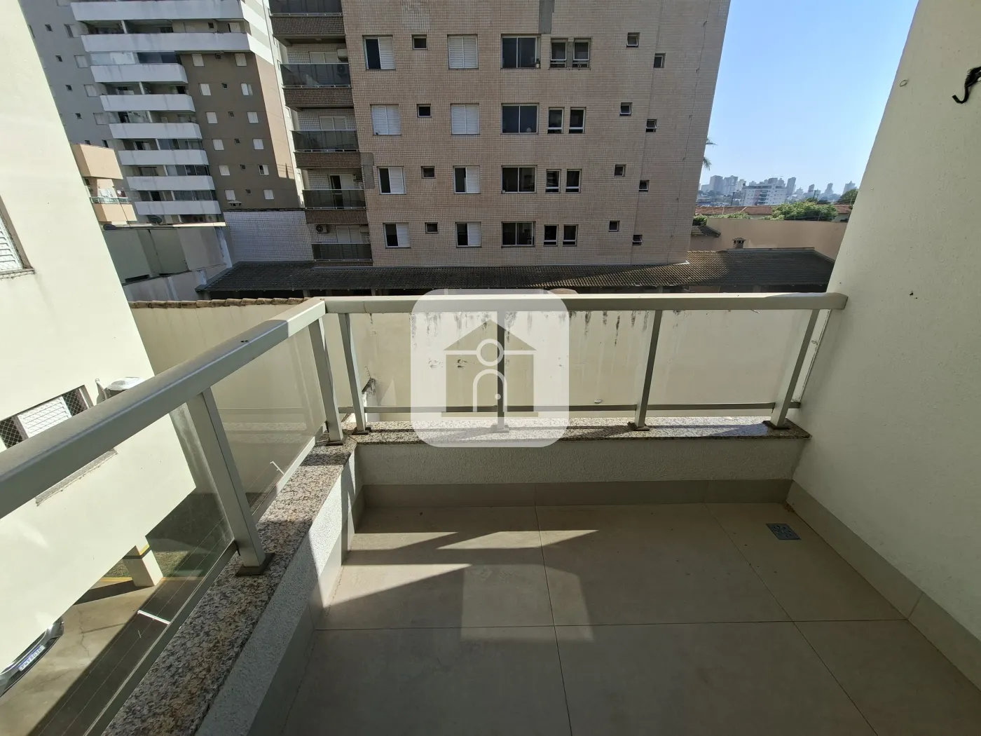 Alugar Apartamento / Padrão em Uberlândia R$ 2.200,00 - Foto 15
