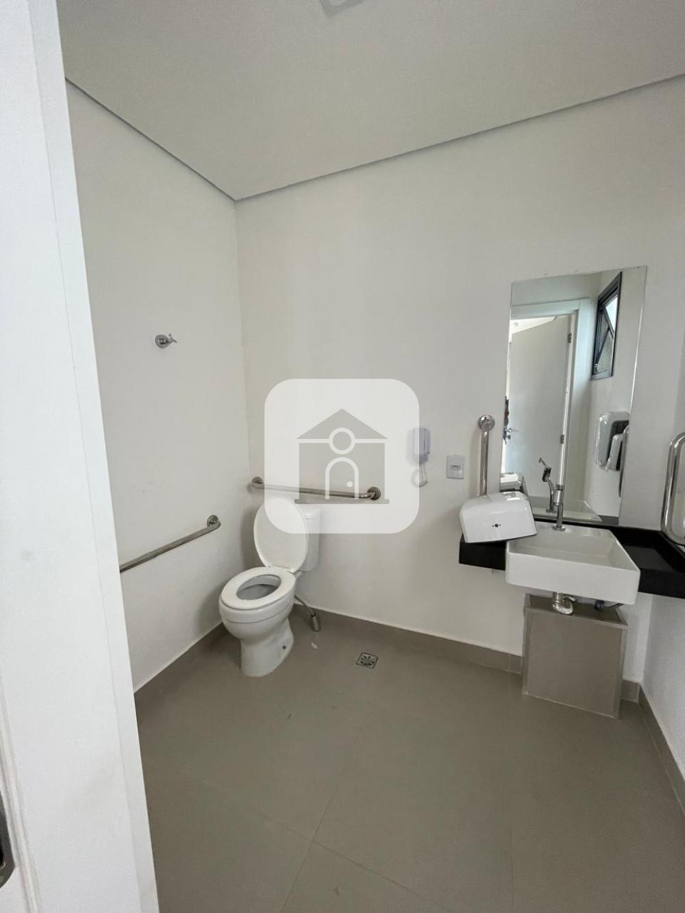 Alugar Apartamento / Padrão em Uberlândia R$ 3.900,00 - Foto 19