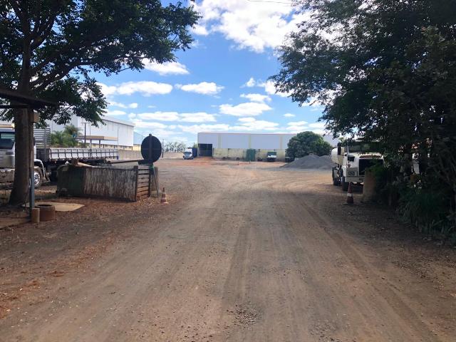 imagem 1 - Comercial - Barracão imagem 1 - Comercial - Barracão