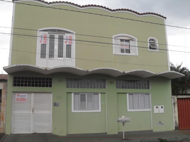 Alugar Casa / Padrão em Uberlândia. apenas R$ 320.000,00