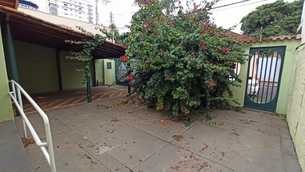 Casa comercial para locação no bairro Nossa Senhora Aparecida