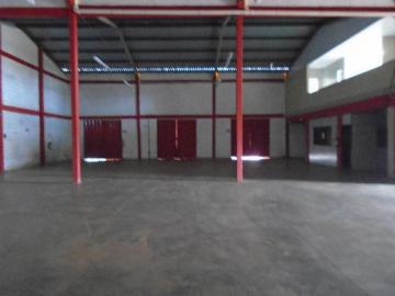 imagem 4 - Galpão para locação bairro Custodio Pereira imagem 4 - Galpão para locação bairro Custodio Pereira