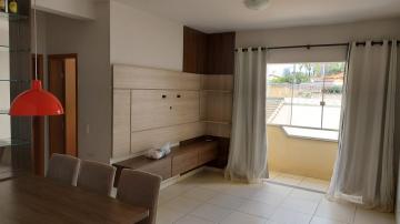 Alugar Apartamento / Padrão em Uberlândia. apenas R$ 1.400,00