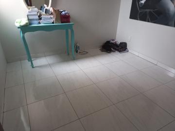 Apartamento à venda no Bairro Osvaldo Resende