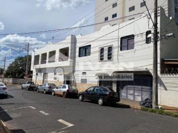 Imóvel misto residencial, comercial e terreno à venda.