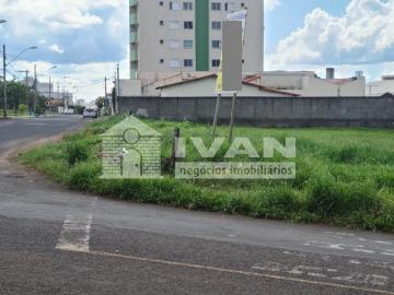 imagem 1 - Terreno de esquina à venda no Bairro Santa Mônica imagem 1 - Terreno de esquina à venda no Bairro Santa Mônica