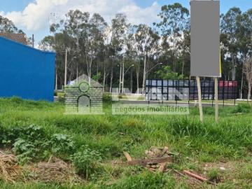 Terreno de esquina à venda no Bairro Santa Mônica