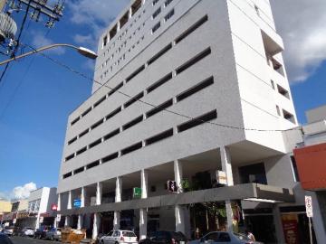 Alugar Comercial / Sala Comercial em Uberlândia. apenas R$ 1.674,87