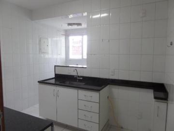 Apartamento Para Locação e Venda no Bairro Copacabana.