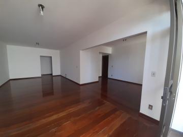 Alugar Apartamento / Padrão em Uberlândia. apenas R$ 2.100,00