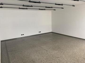 Sala comercial para locação no bairro Centro.