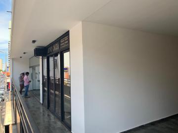 Sala comercial para locação no bairro Centro.