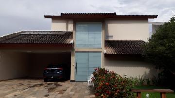 Alugar Casa / Condomínio / Loteamento Fechado em Uberlandia. apenas R$ 3.300.000,00