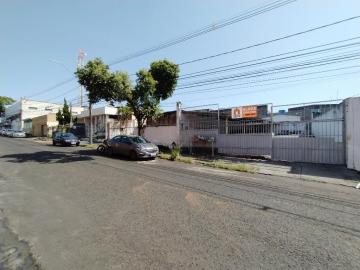 Casa para locação no bairro Laranjeiras