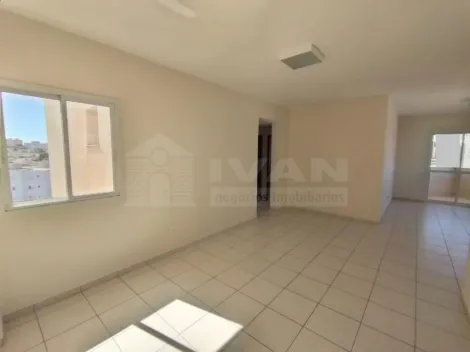 Alugar Apartamento / Padrão em Uberlândia. apenas R$ 500.000,00