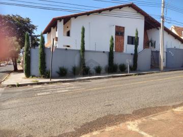 Casa á Venda Bairro Vigilato Pereira