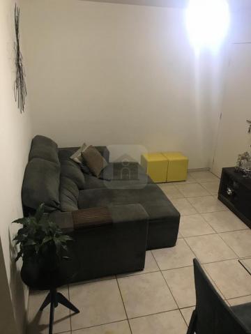 Alugar Apartamento / Padrão em Uberlândia. apenas R$ 141.750,00