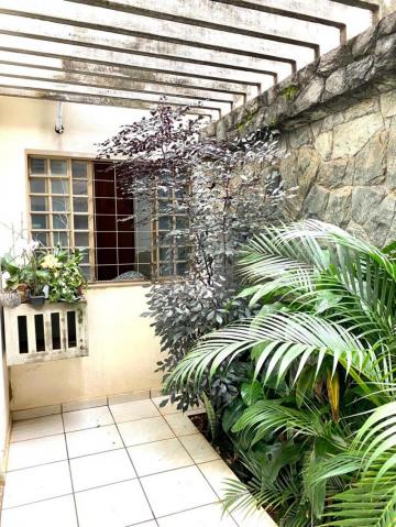 imagem 5 - Casa á Venda no Bairro Santa Mônica imagem 5 - Casa á Venda no Bairro Santa Mônica